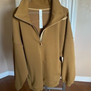 LULULEMON SWEATSHIRT
